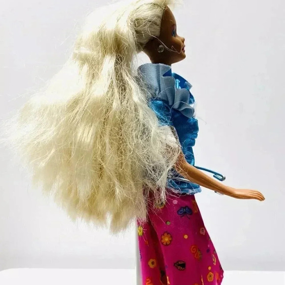 MATTEL BARBIE Doll Long Blond Hair Blue Eyes Top & Skirt 12"Tall Used - Picture 5 of 11